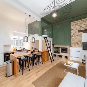 https://superbe-appartement-jardin-centre-dinan-jerzual.inbrittany.com